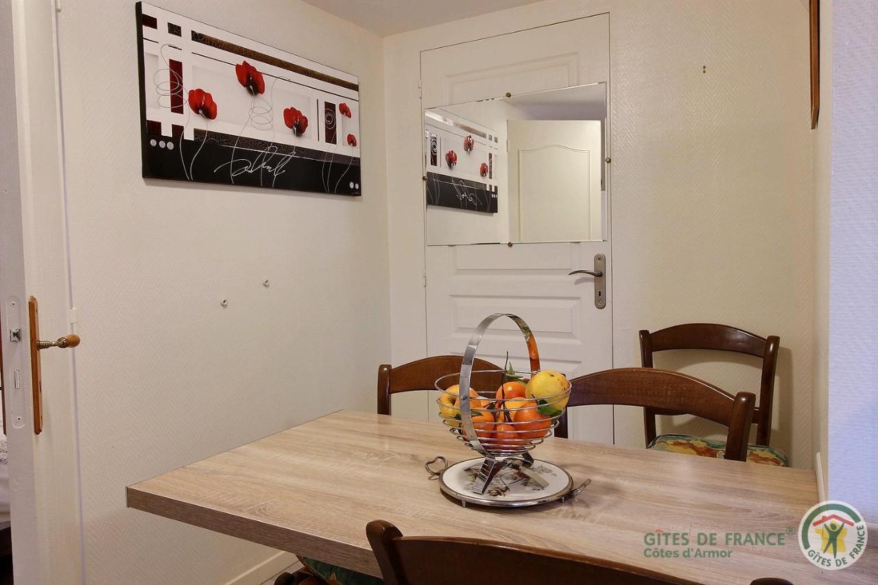 Apartment La Lande Romaine